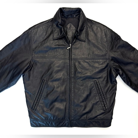 Roundtree & Yorke Men's Genuine Lamb Skin Lined Black Bomber Jacket Size- Medium - Picture 2 of 9